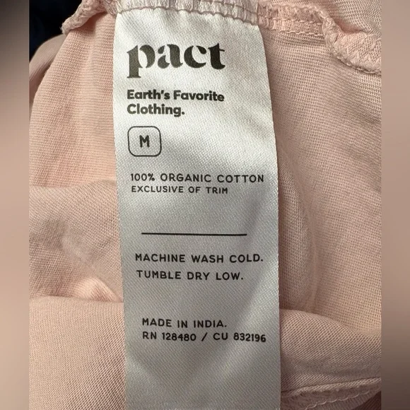 Pact Women’s Medium Pink Heart Beet Graphic T-Shirt 100% Organic Cotton Heart - Picture 7 of 8